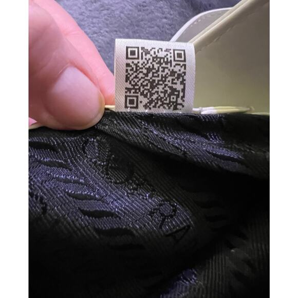 Prada 2023 Spazzolato Cleo Shoulder bag - Picture 11 of 12